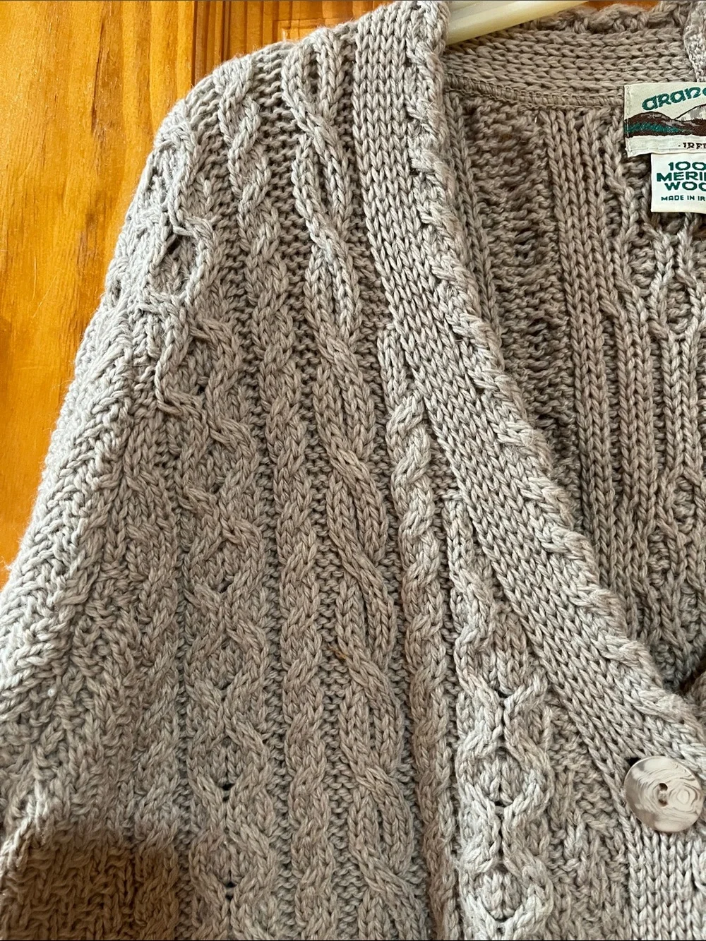 Aran Crafts Ireland 100% Merino Wool Chunky Cable Knit Cardigan Light Taupe - Picture 12 of 13